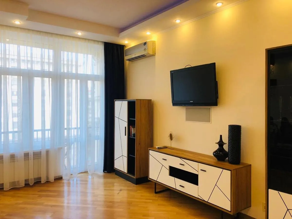 Apartman Amazing View Of Khreshchatyk! Kijev