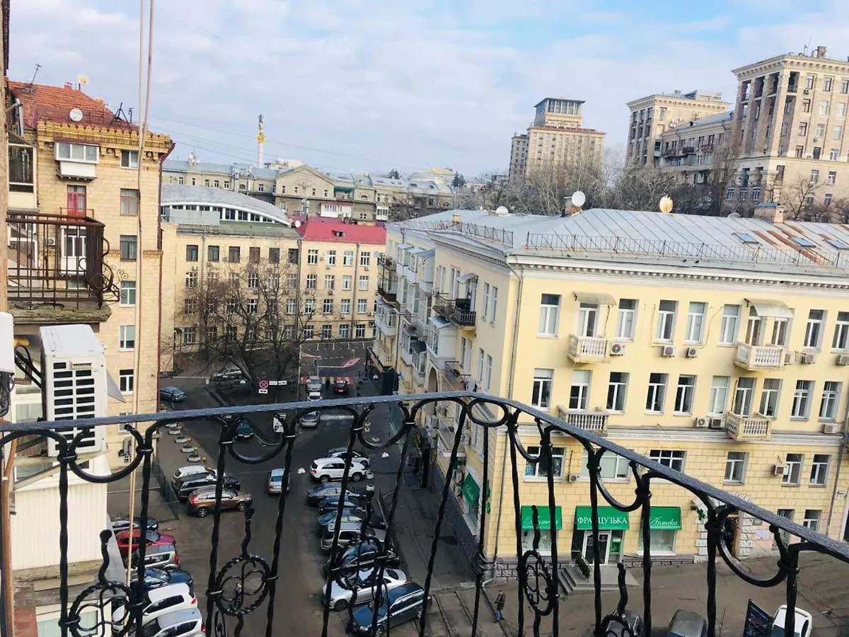 Apartman Amazing View Of Khreshchatyk! Kijev Ukrajna